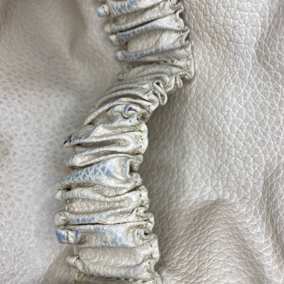 Louis Vuitton Vintage Monogram Trousse Toilette 23 - Picture 12 of 15